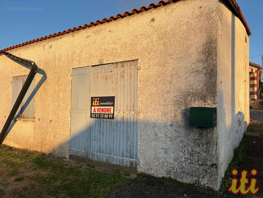 Maison à POIROUX