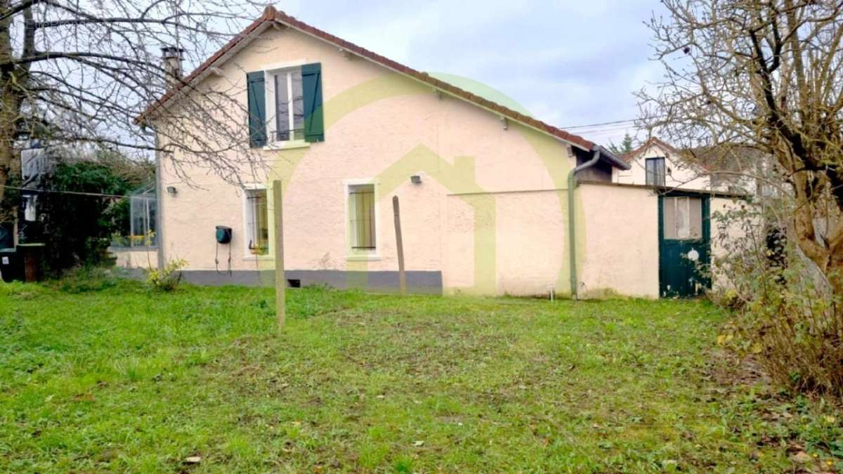 Maison à LA FRETTE-SUR-SEINE