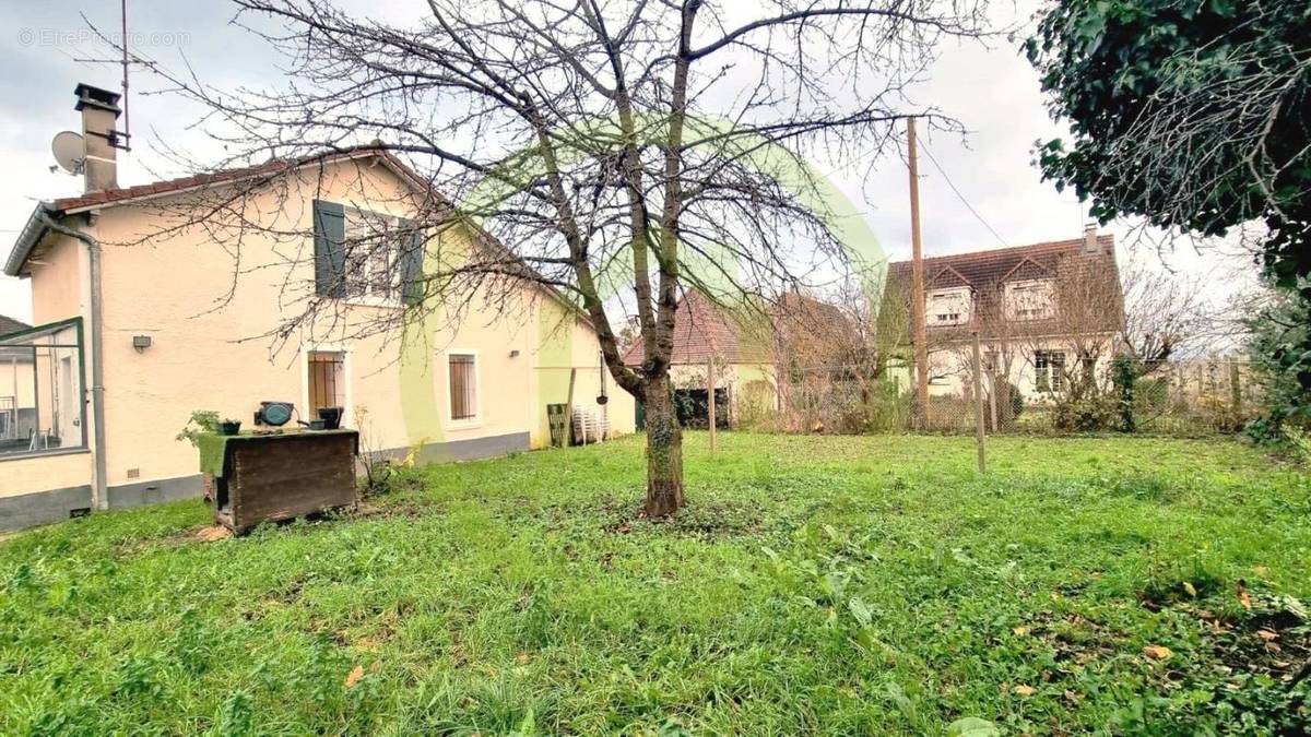 Maison à LA FRETTE-SUR-SEINE