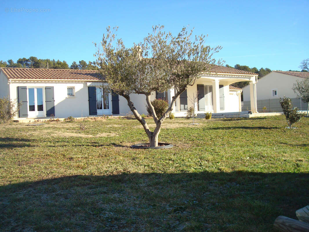 Maison à REGUSSE