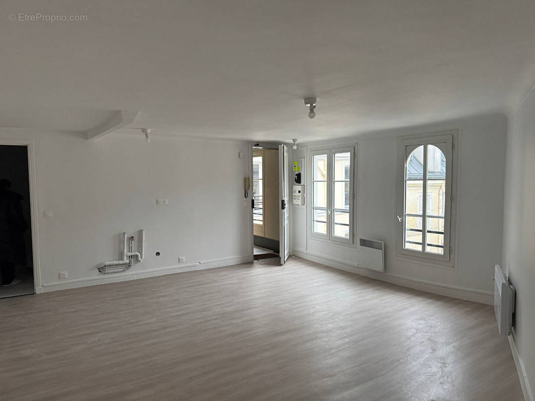 Appartement à PARIS-9E