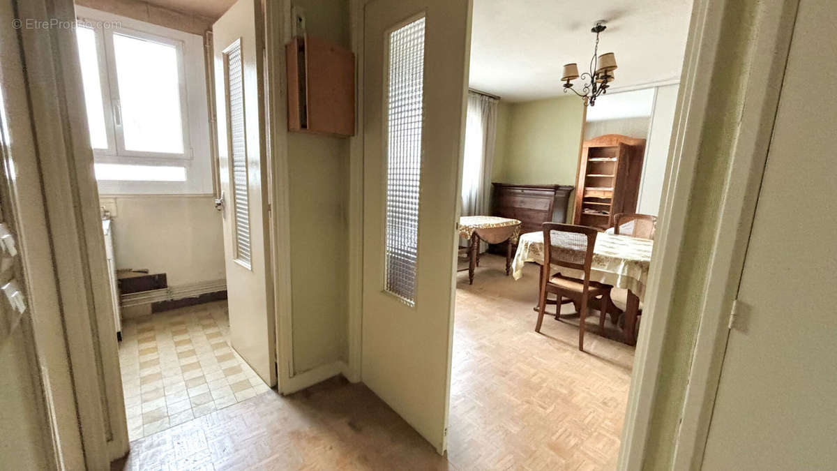 Appartement à PARIS-12E