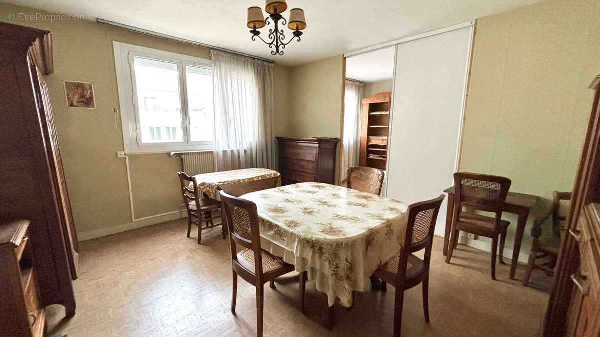 Appartement à PARIS-12E