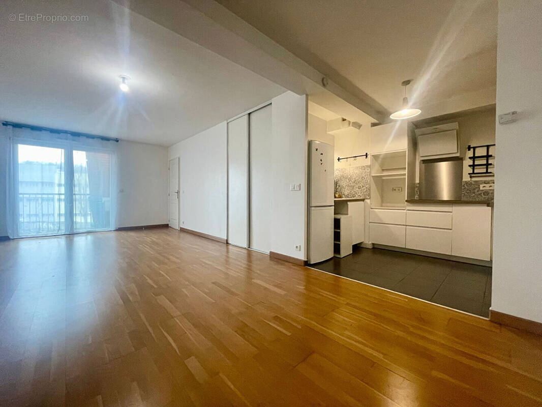 Appartement à ROSNY-SOUS-BOIS