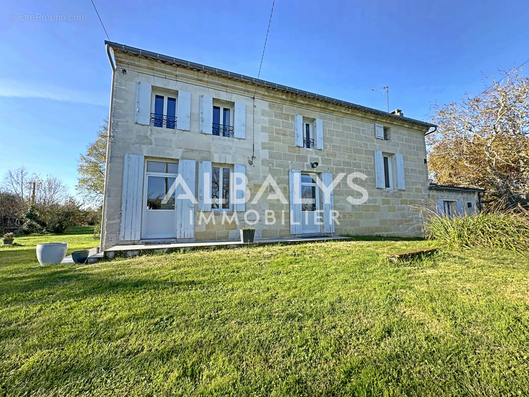 Maison à ARVEYRES