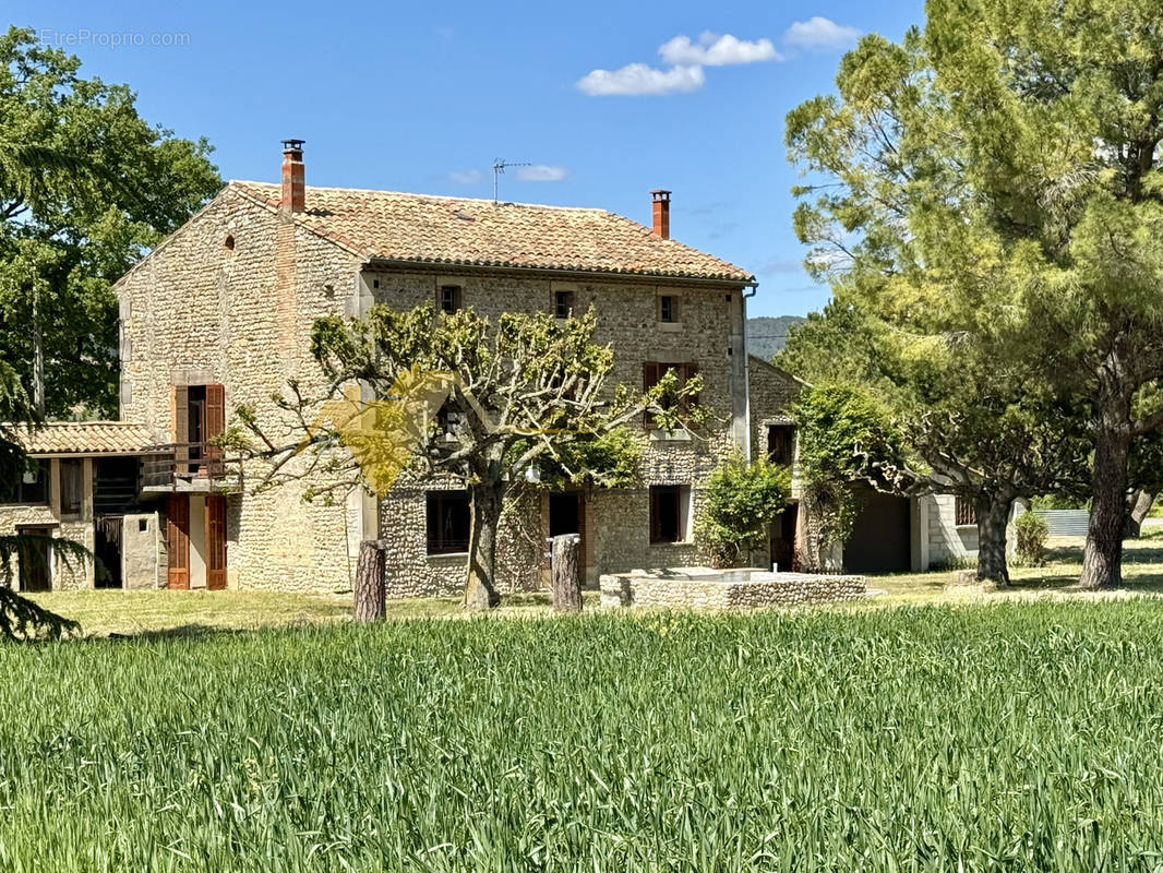 Maison à BUISSON