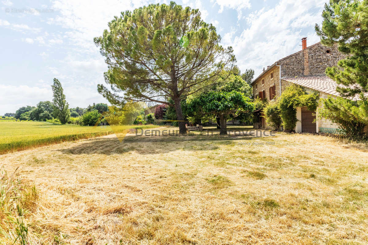 Maison à BUISSON