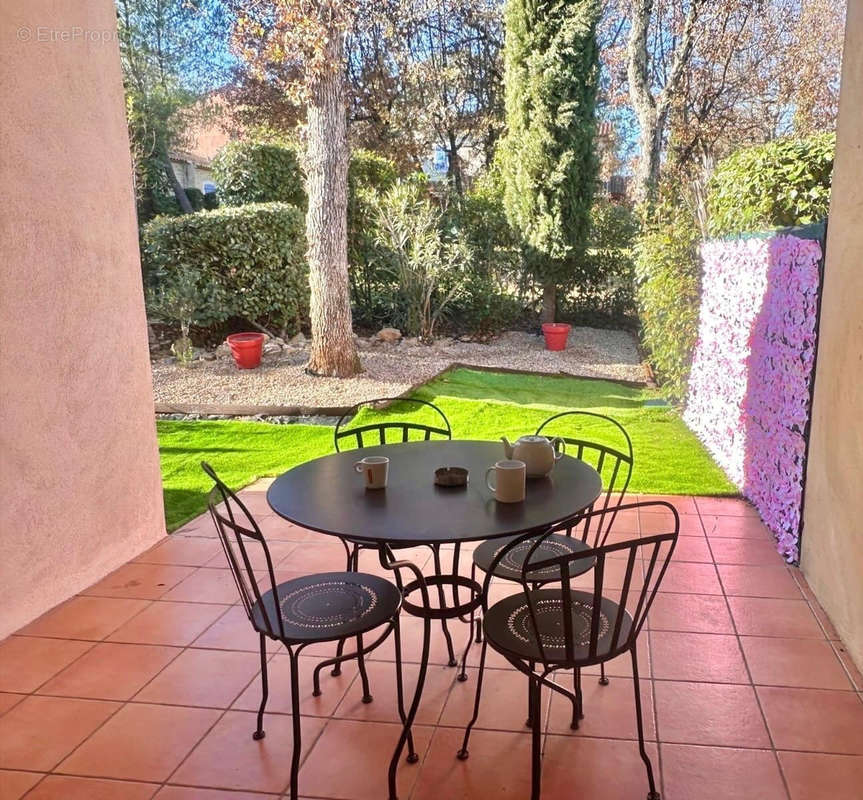 Appartement à FAYENCE