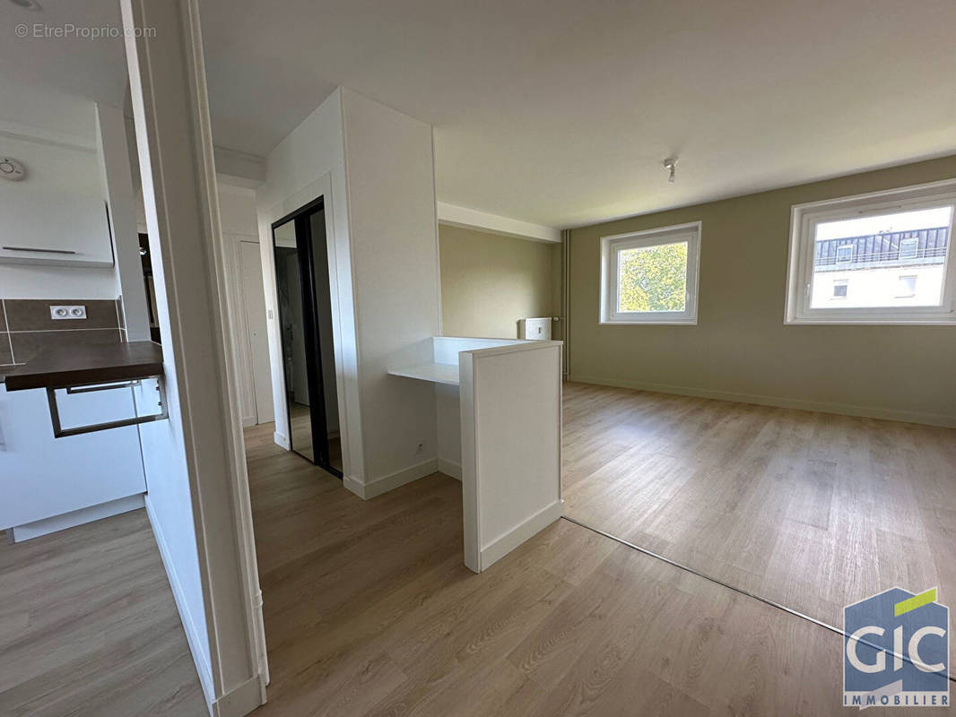 Appartement à HEROUVILLE-SAINT-CLAIR