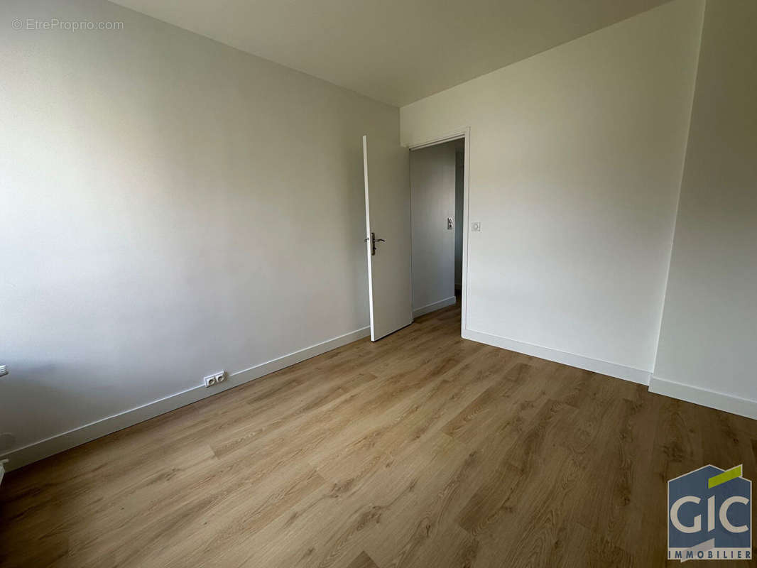 Appartement à HEROUVILLE-SAINT-CLAIR