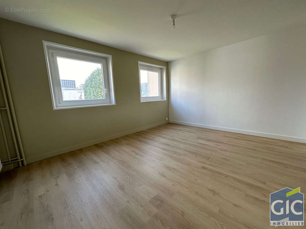 Appartement à HEROUVILLE-SAINT-CLAIR