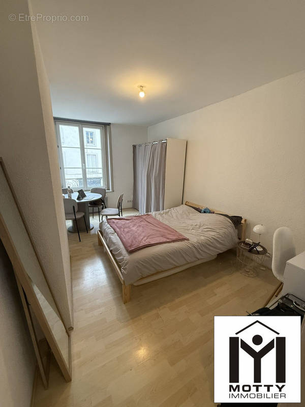 Chambre - Appartement à NANCY