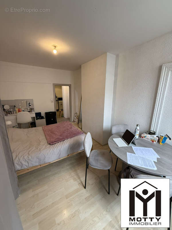 Chambre - Appartement à NANCY