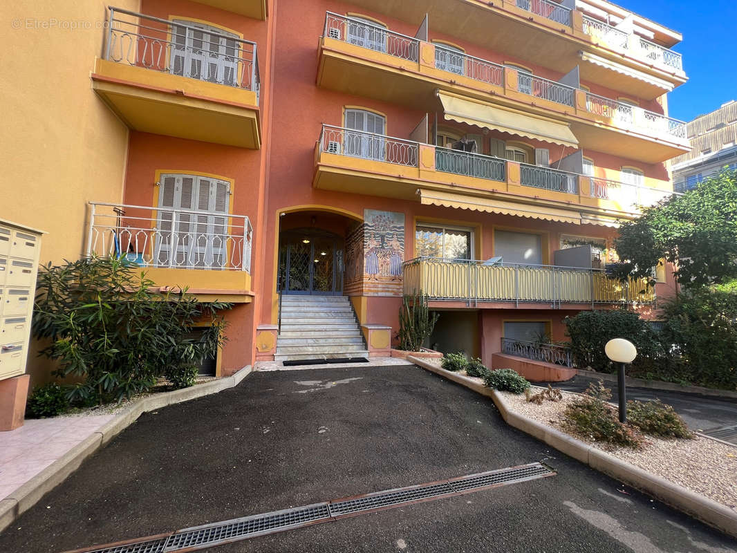 Appartement à MENTON