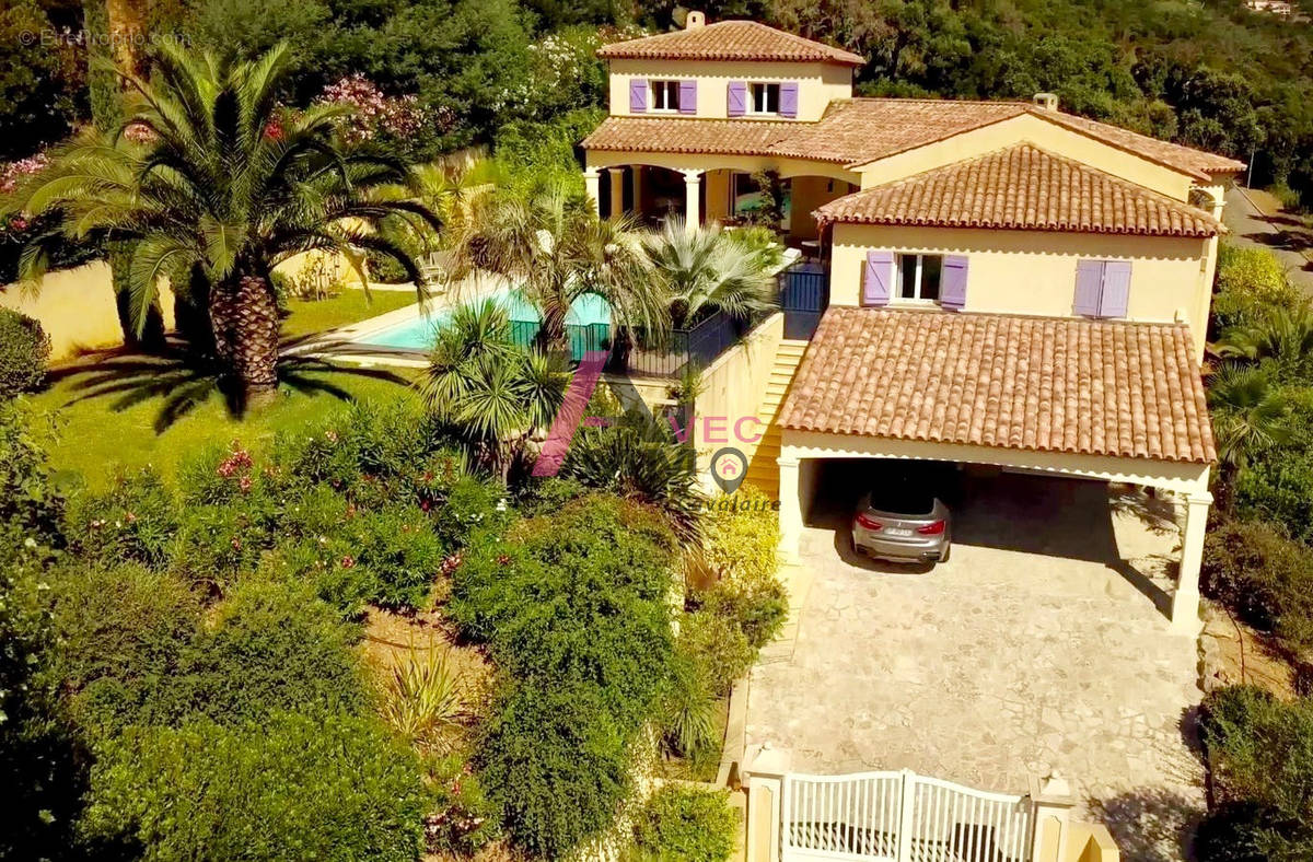 Maison à CAVALAIRE-SUR-MER