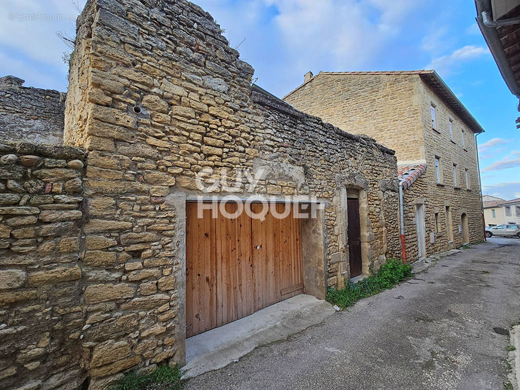 Maison à ETOILE-SUR-RHONE