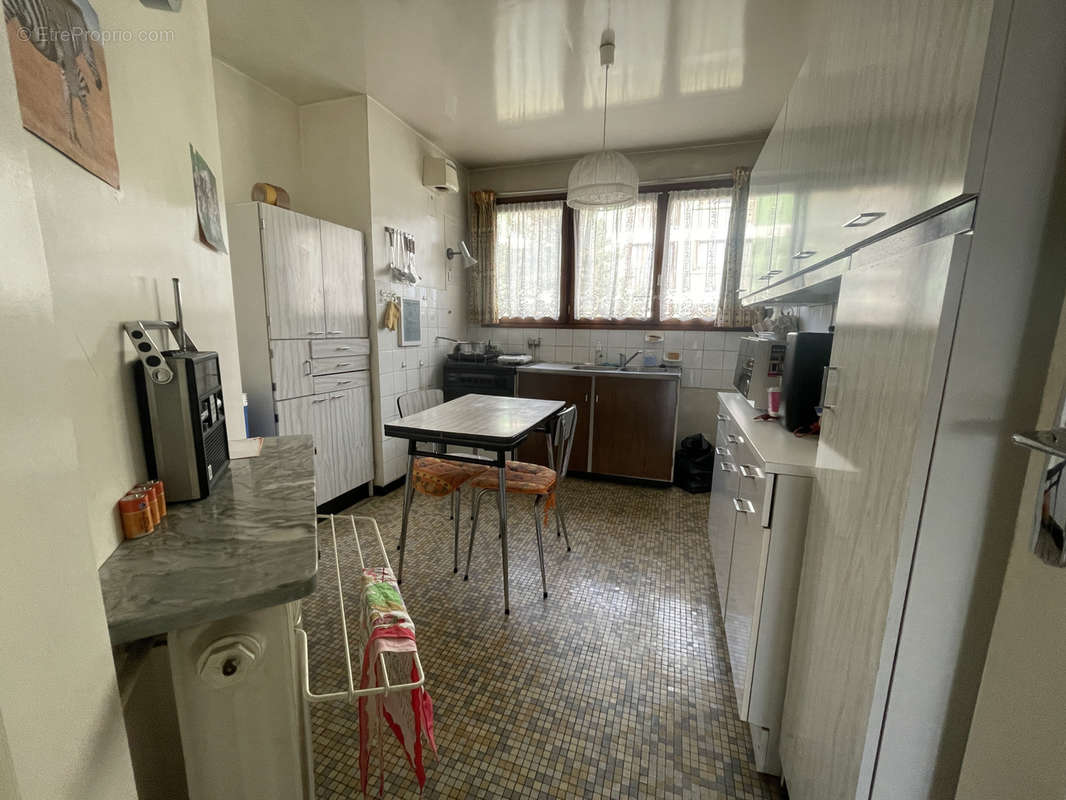 Appartement à LE PERREUX-SUR-MARNE