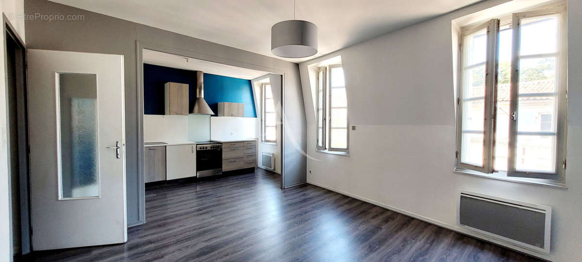 Appartement à COGNAC