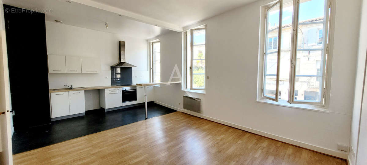 Appartement à COGNAC