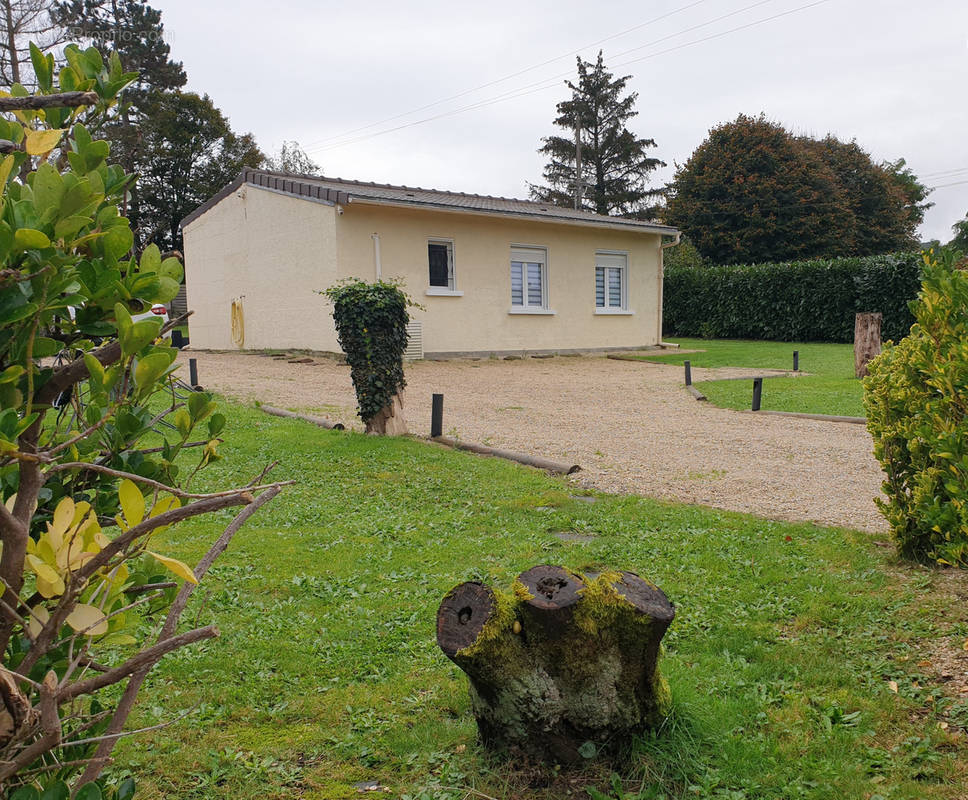 Maison à LIMETZ-VILLEZ