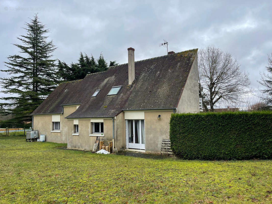 Maison à MOUSSEAUX-SUR-SEINE