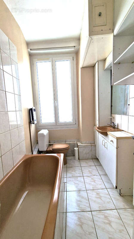 Appartement à PARIS-12E