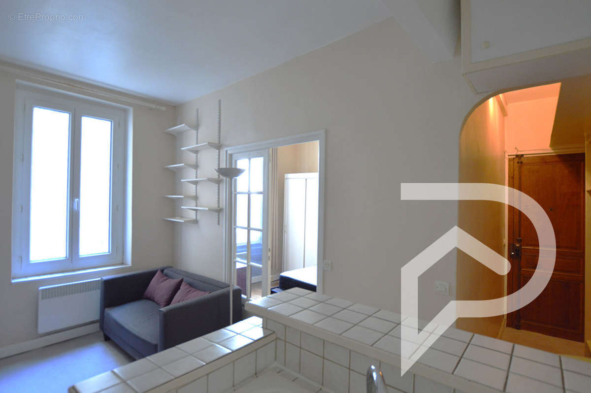 Appartement à PARIS-12E