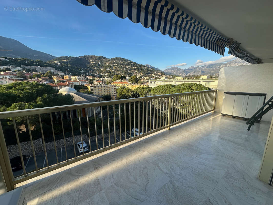 Appartement à ROQUEBRUNE-CAP-MARTIN