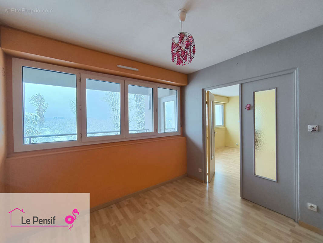 Appartement à LUXEUIL-LES-BAINS