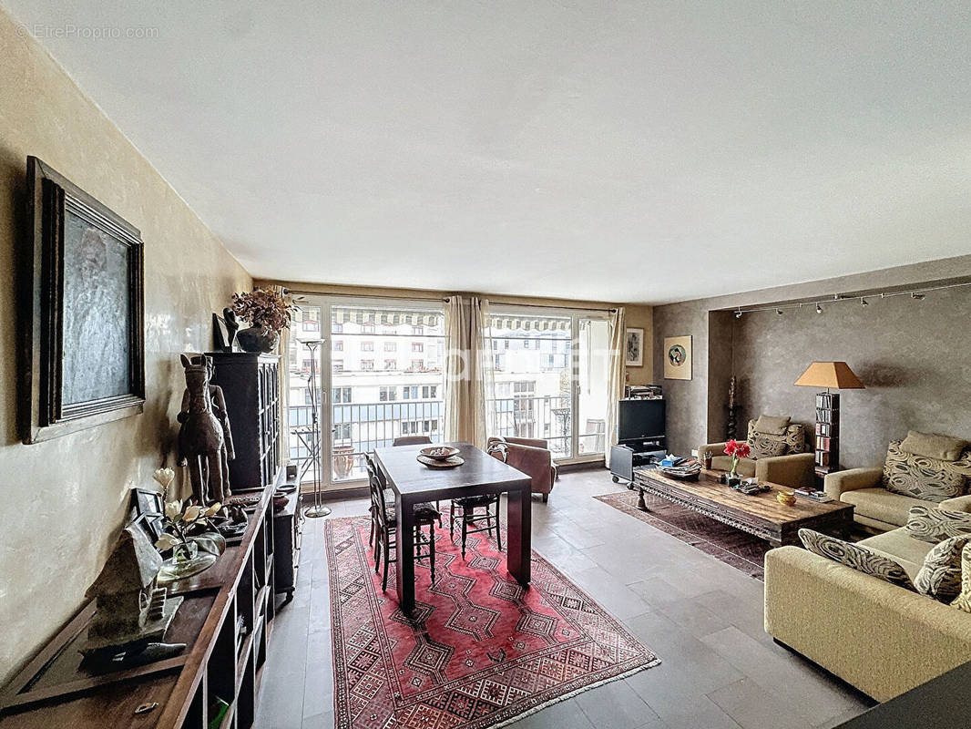 Appartement à PARIS-13E