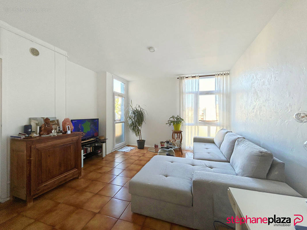 Appartement à LYON-8E