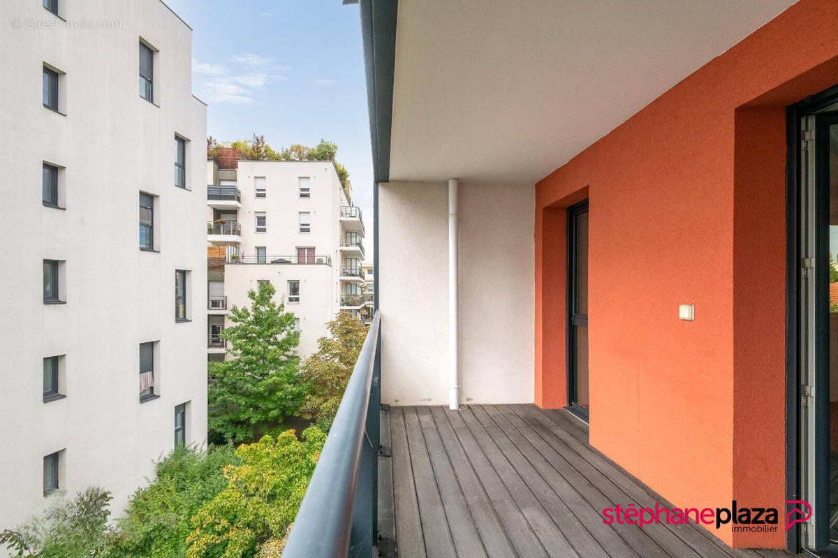 Appartement à LYON-8E