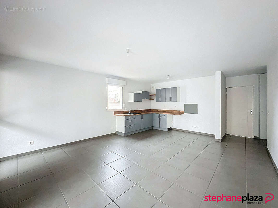 Appartement à LYON-8E