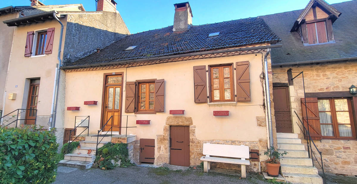 Maison à VAYRAC