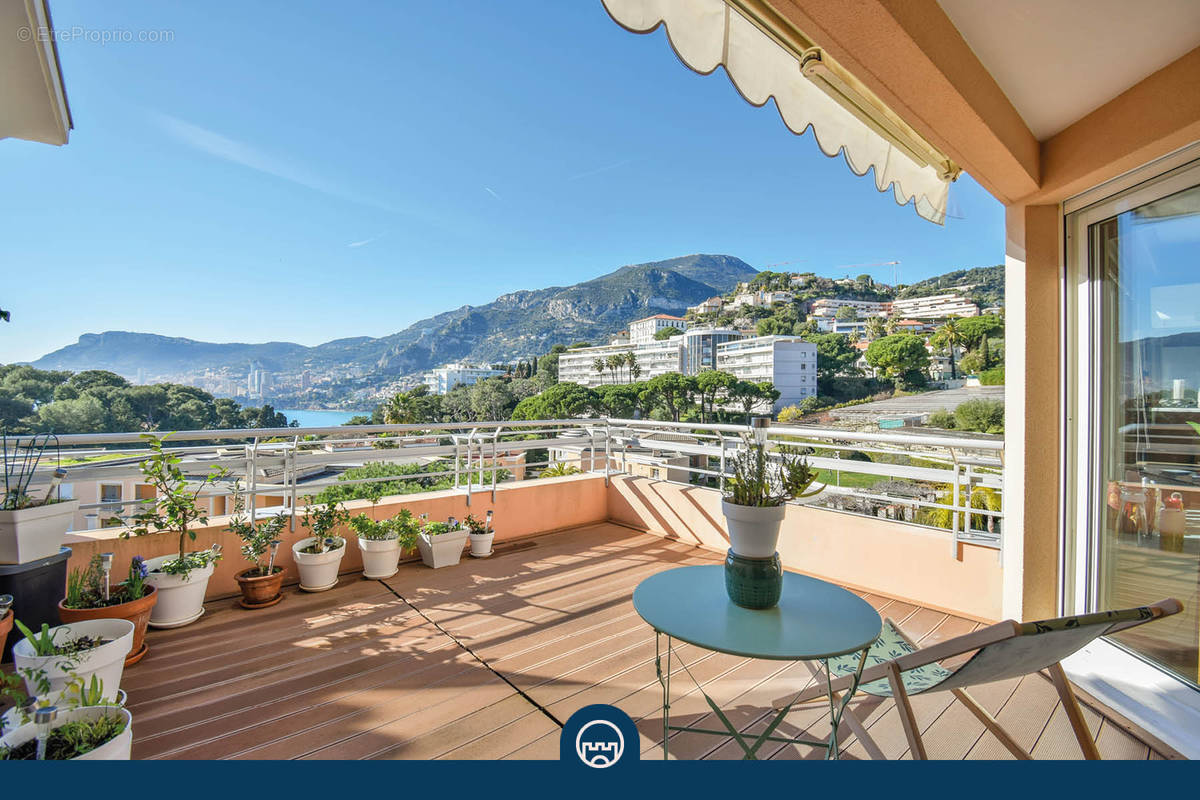 Appartement à ROQUEBRUNE-CAP-MARTIN