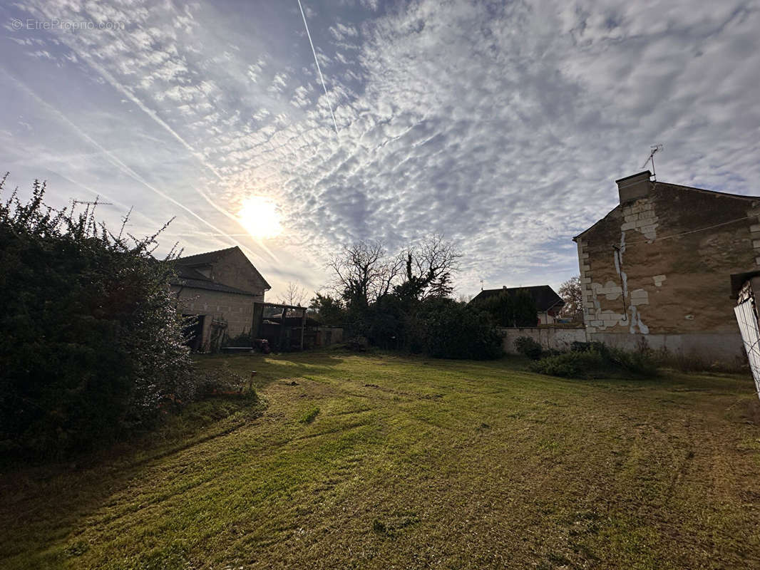 Maison à JAUNAY-CLAN