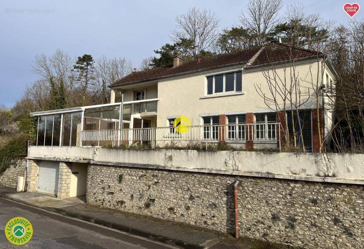 Maison à CHATEAUNEUF-SUR-CHER