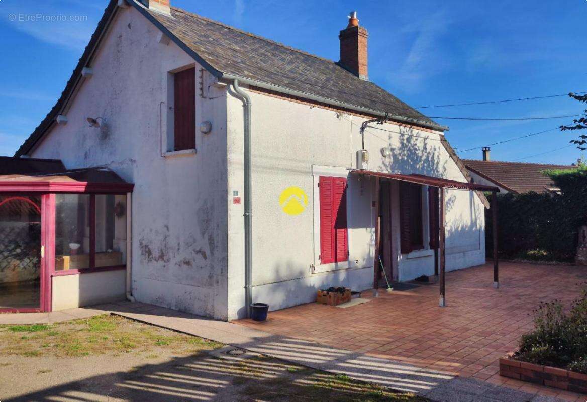 Maison à JUSSY-LE-CHAUDRIER