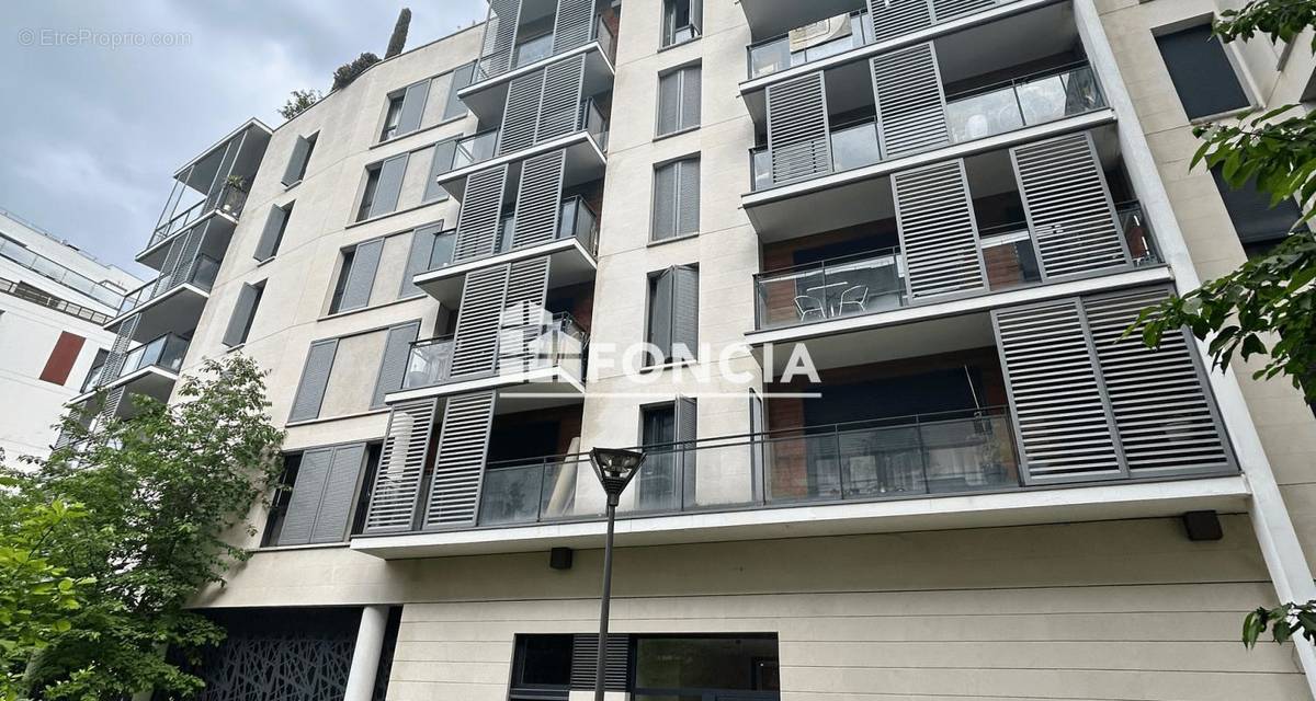 Appartement à COLOMBES