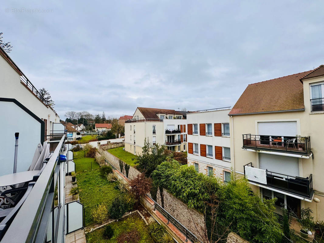 Appartement à MENNECY