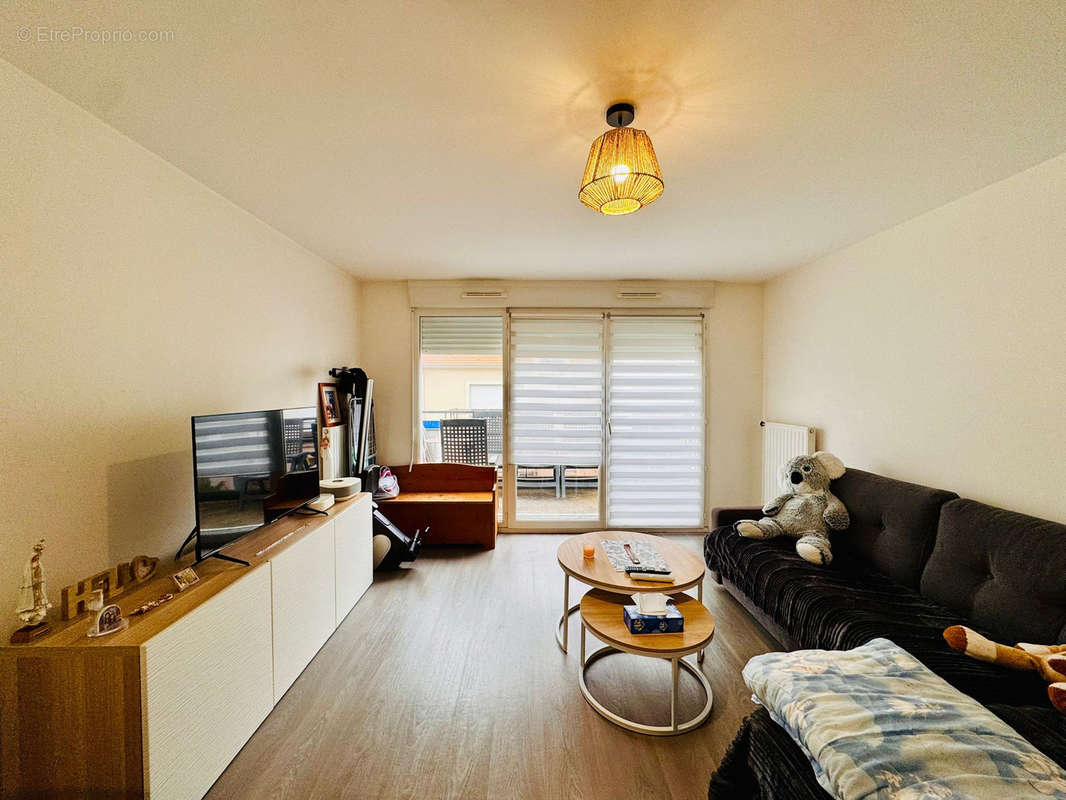 Appartement à MENNECY