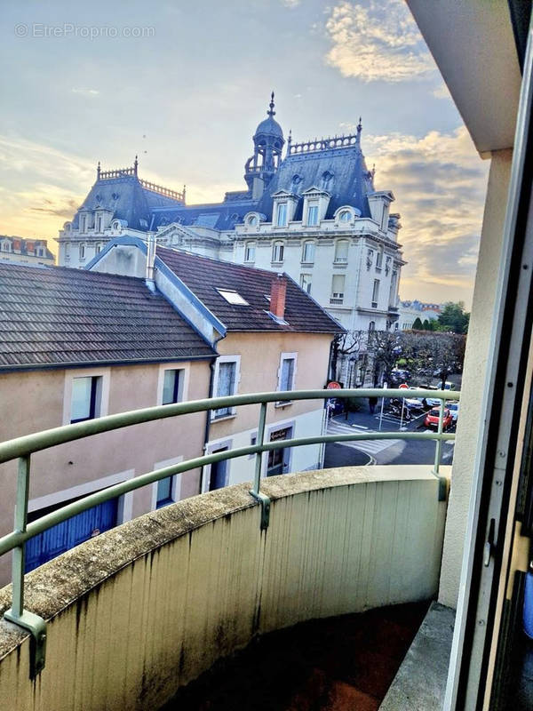 Appartement à VICHY