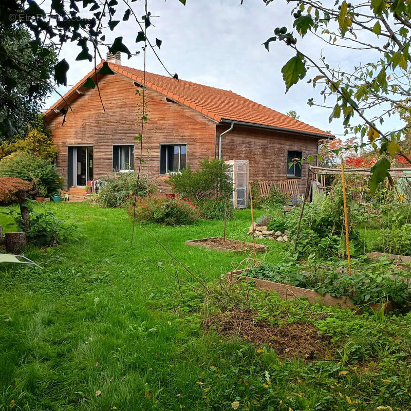 Maison à BERNAC-DEBAT