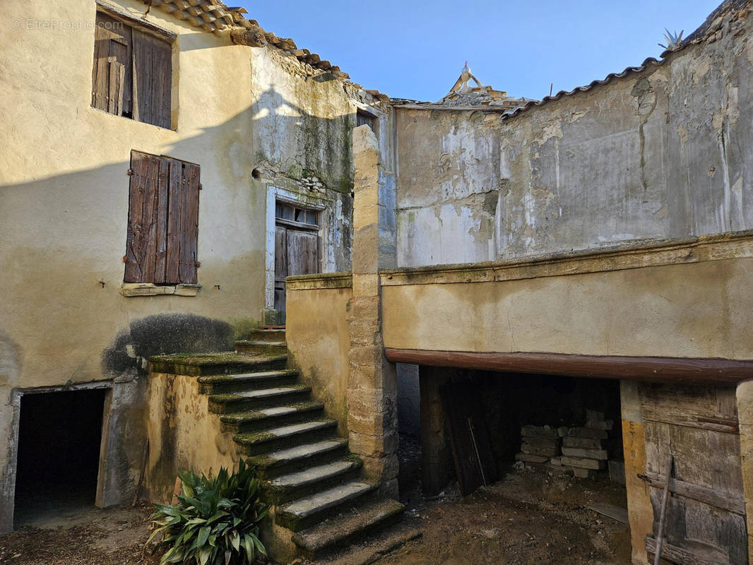 Maison à SAINT-GENIES-DE-COMOLAS