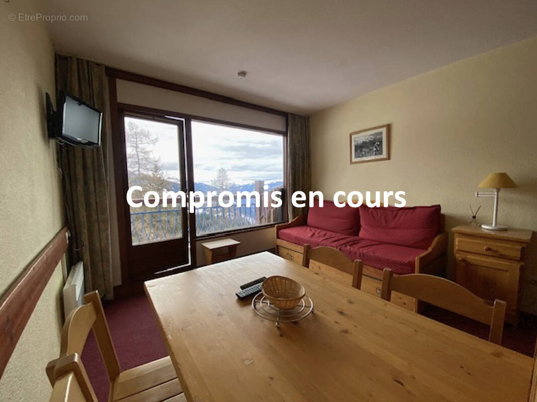 Appartement à LES CHAPELLES