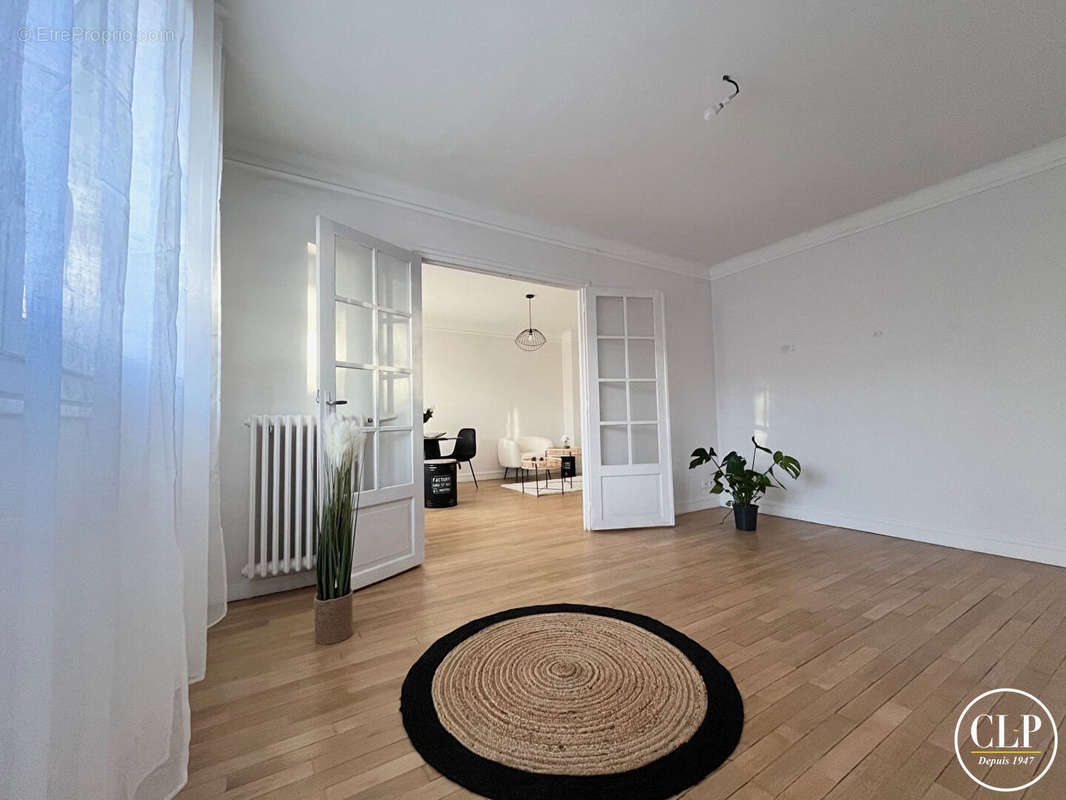 Appartement à FONTENAY-SOUS-BOIS