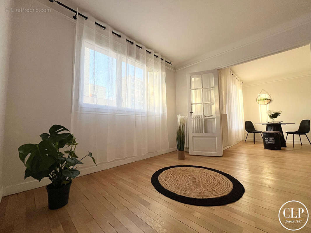 Appartement à FONTENAY-SOUS-BOIS