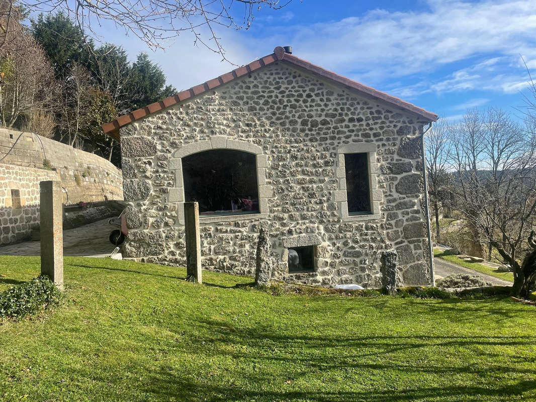 Maison à GRANDRIEU