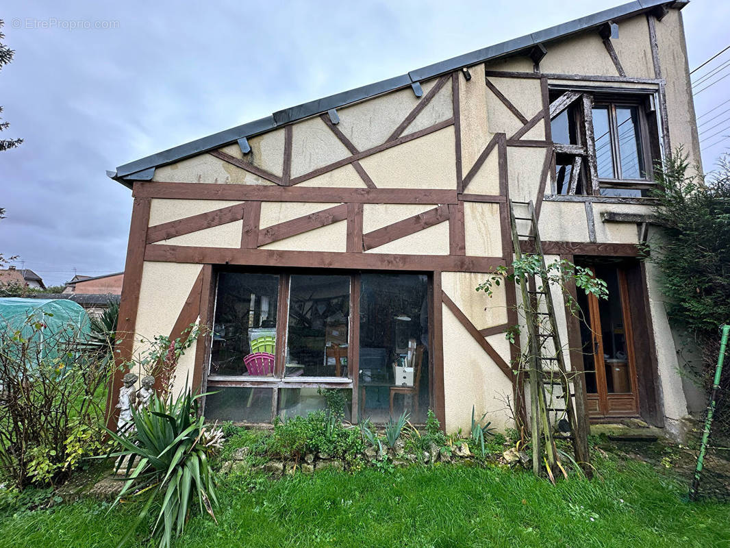 Maison à CAUDEBEC-LES-ELBEUF