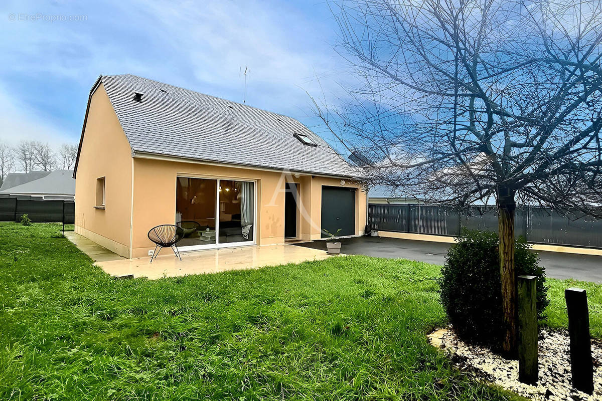 Maison à MAYENNE